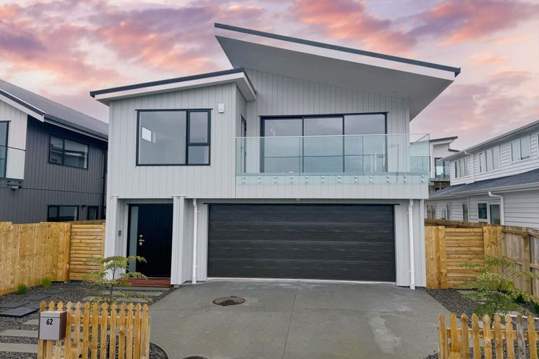 Photo of property in 62 Matangi View Drive, Orewa, 0931