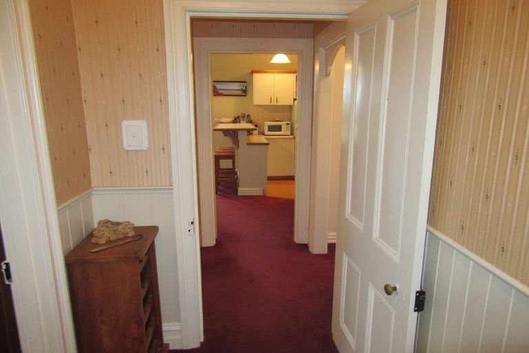 Photo of property in 43 Rhodes Street, Waimate, 7924