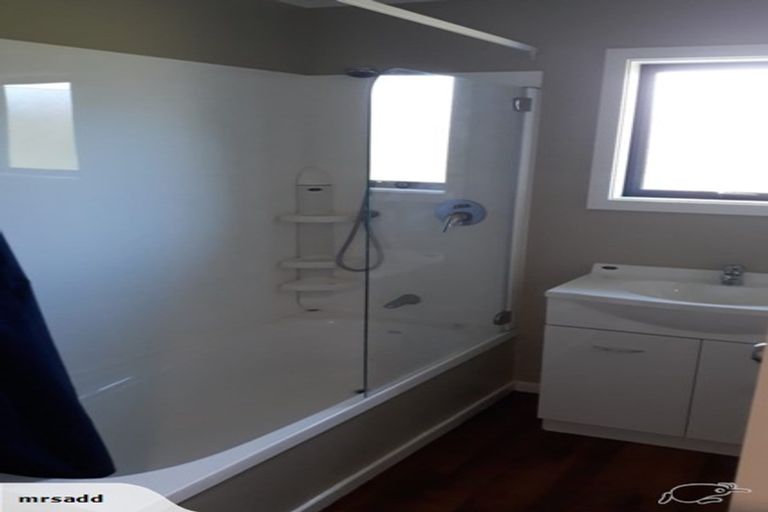 Photo of property in 5 Charles Court, Lake Hawea, Wanaka, 9382