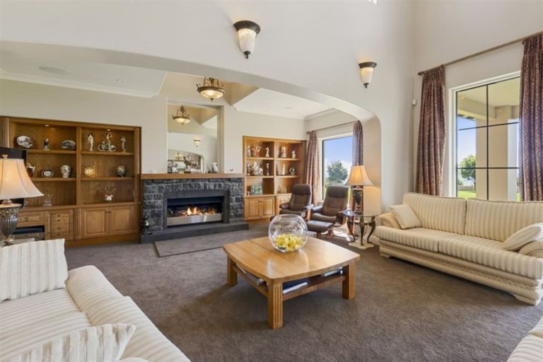 Photo of property in 70 Longhurst Terrace, Cashmere, Christchurch, 8022