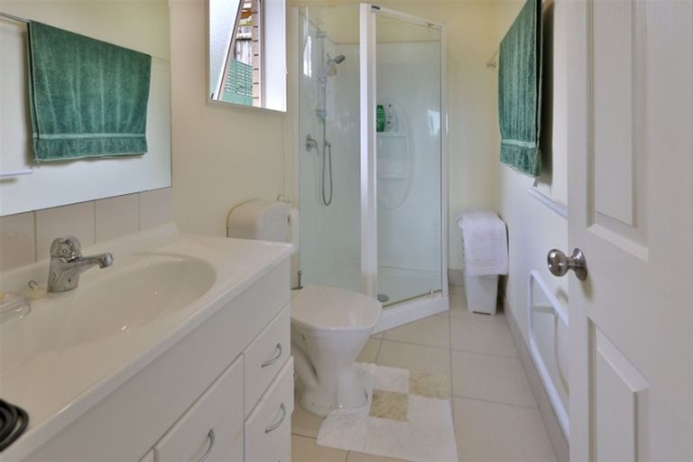 Photo of property in 7 Natasha Lane, Henderson, Auckland, 0612