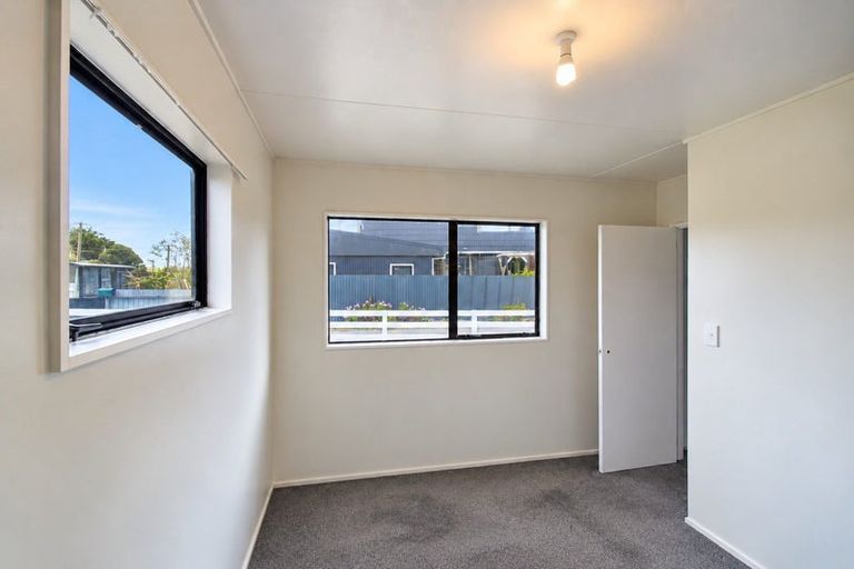 Photo of property in 24b Koromiko Street, Otaki Beach, Otaki, 5512