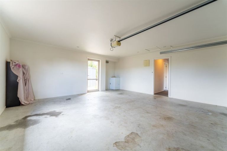 Photo of property in 23 Grove Avenue, Weston, Oamaru, 9401