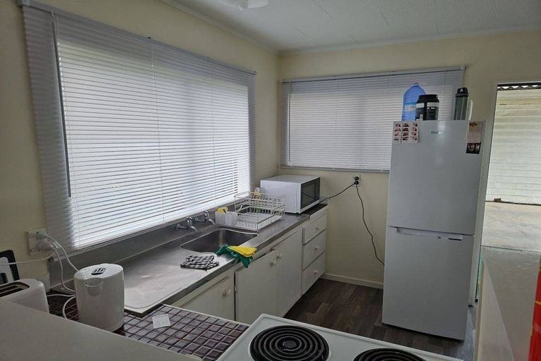 Photo of property in 41 Livingstone Avenue, Nawton, Hamilton, 3200