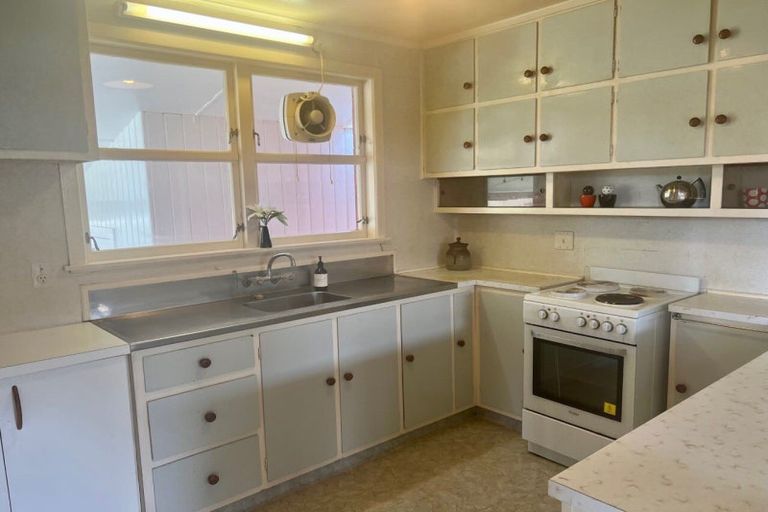 Photo of property in 24 Hall Crescent, Taumarunui, 3920