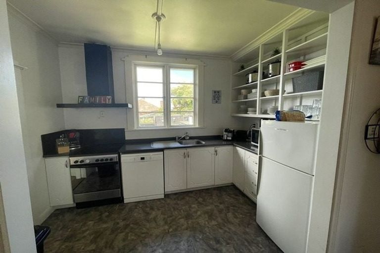 Photo of property in 16 Forbes Street, Balaclava, Dunedin, 9011