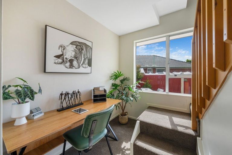 Photo of property in 22 Sandown Crescent, Aranui, Christchurch, 8061