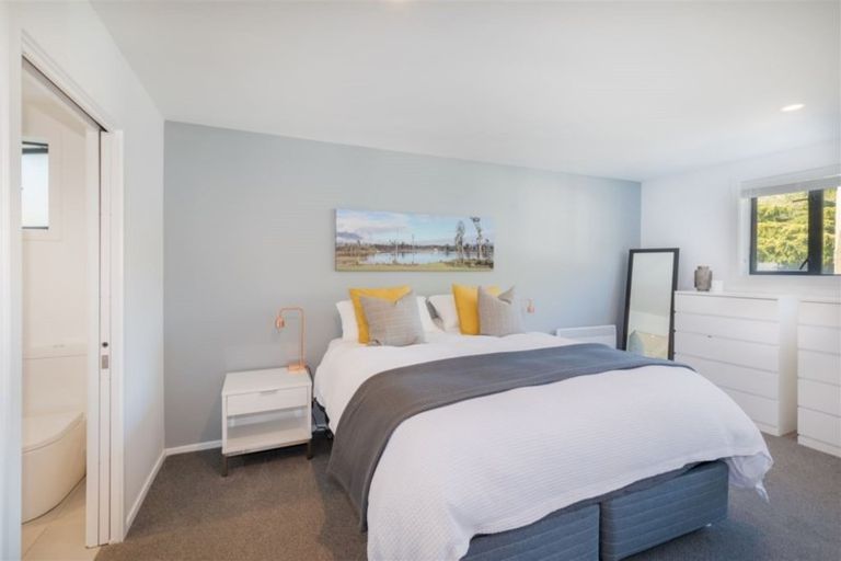 Photo of property in 2 Gunns Crescent, Cashmere, Christchurch, 8022