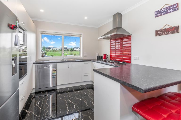 Photo of property in 27 Briannarose Drive, Fitzroy, Hamilton, 3206