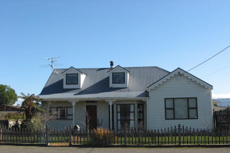 Photo of property in 256 Main Street, Greytown, 5712