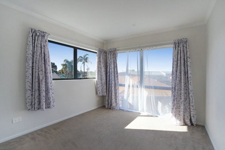 Photo of property in 112a Longford Park Drive, Takanini, 2112
