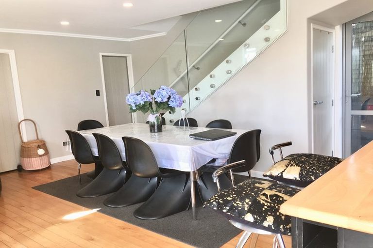 Photo of property in 43a Shanaway Rise, Hillcrest, Auckland, 0627