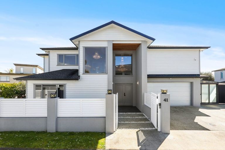 Photo of property in 41 Compass Way, Half Moon Bay, Auckland, 2012