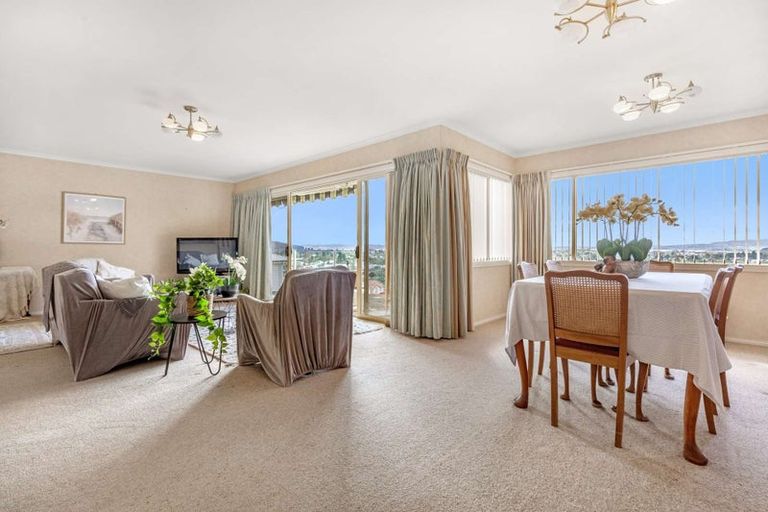 Photo of property in 22 Cobbe Place, Pomare, Rotorua, 3015