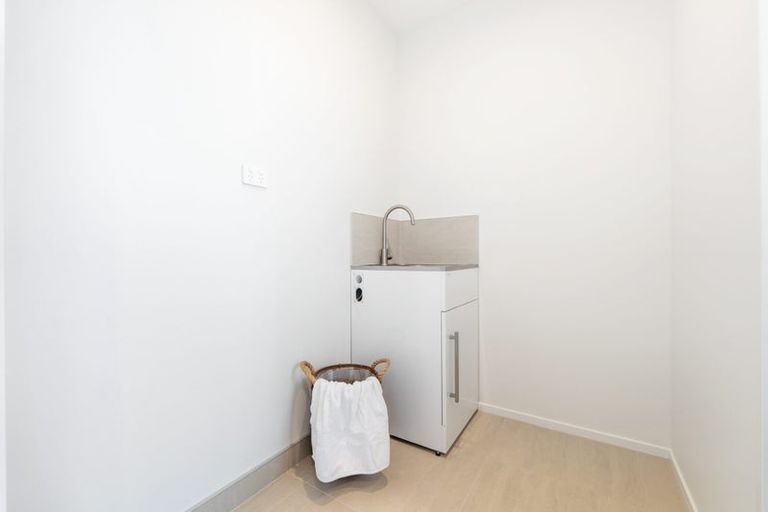 Photo of property in 170 Park Estate Road, Rosehill, Papakura, 2113