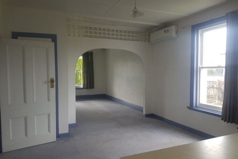 Photo of property in 624 Featherston Street, Roslyn, Palmerston North, 4414