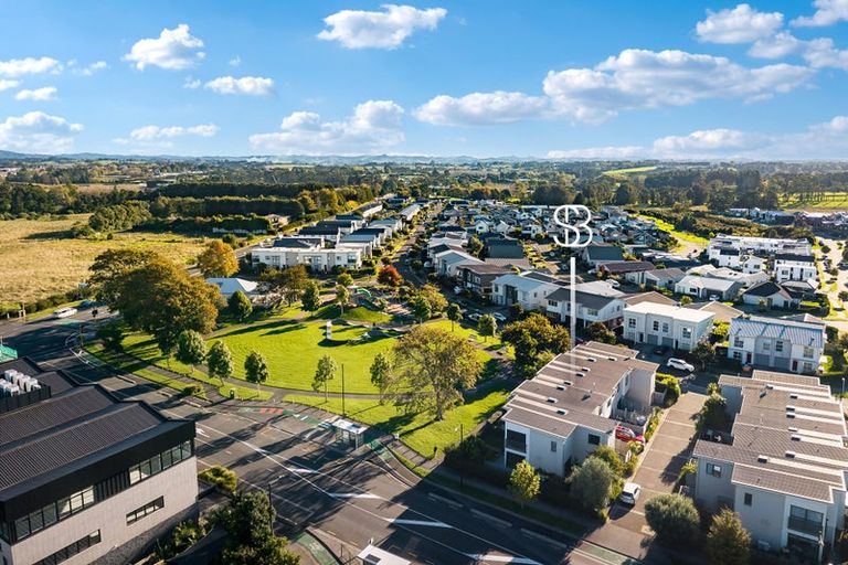 Photo of property in 28 Whenuapai Drive, Whenuapai, Auckland, 0618