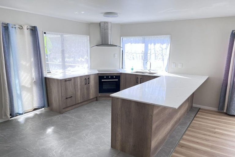 Photo of property in 35a Fairdene Avenue, Henderson, Auckland, 0610