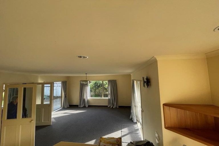 Photo of property in 83 Guildford Drive, Paraparaumu, 5032