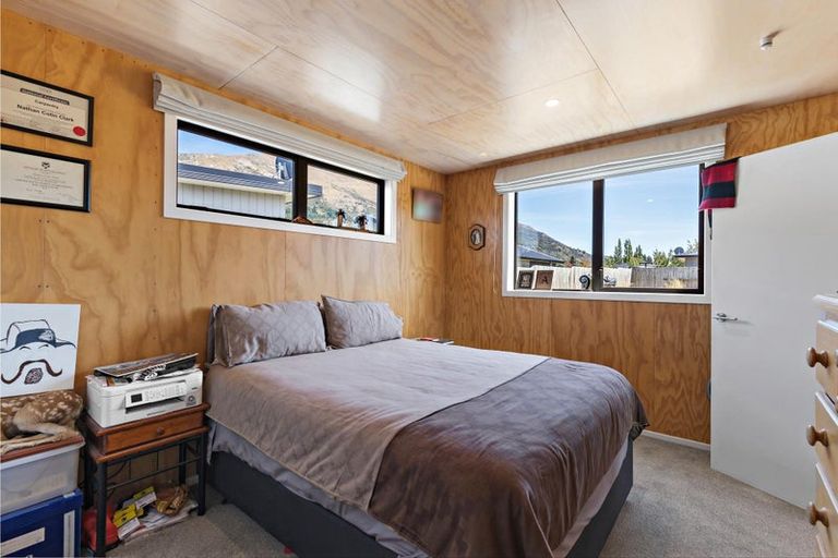 Photo of property in 4 Little Maude Drive, Lake Hawea, Wanaka, 9382