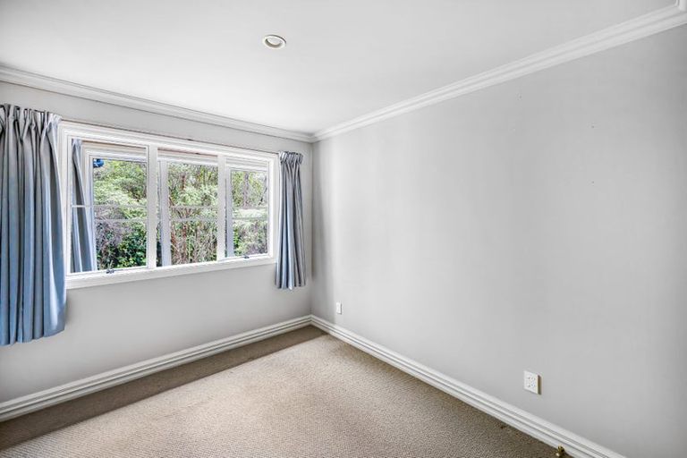 Photo of property in 233 Paremoremo Road, Lucas Heights, Auckland, 0632