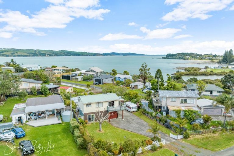 Photo of property in 28 Ngatoto Road, Tinopai, Matakohe, 0593