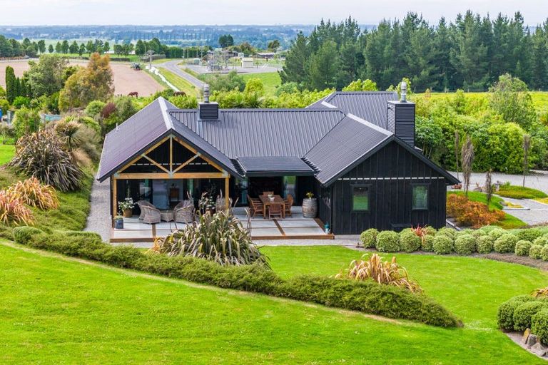 Photo of property in 7 Gale Cutting Road, Geraldine, 7991