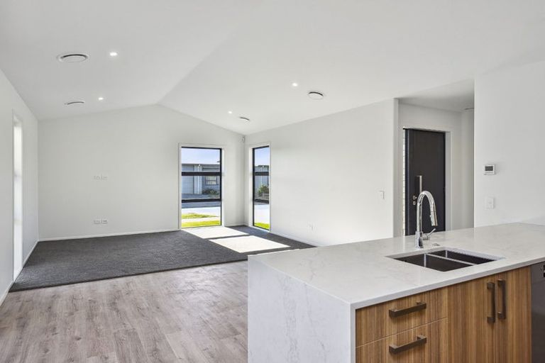 Photo of property in 23 Hudson Place, Paraparaumu, 5032