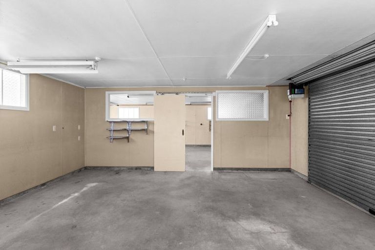 Photo of property in 235 Kenilworth Road, Mayfair, Hastings, 4122