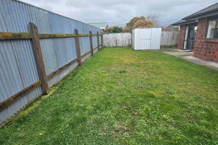 Photo of property in 12b Sussex Street, Levin, 5510