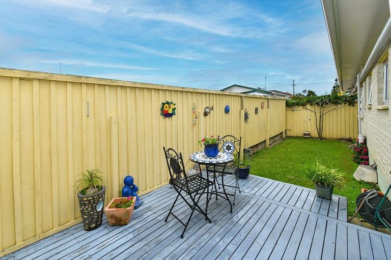 Photo of property in 3/50 Kenderdine Road, Papatoetoe, Auckland, 2025