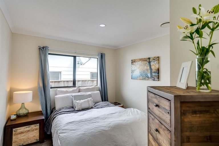 Photo of property in 6b Windsor Terrace, Taradale, Napier, 4112