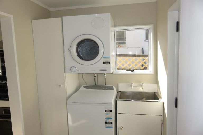 Photo of property in 15b Raine Street, Karori, Wellington, 6012