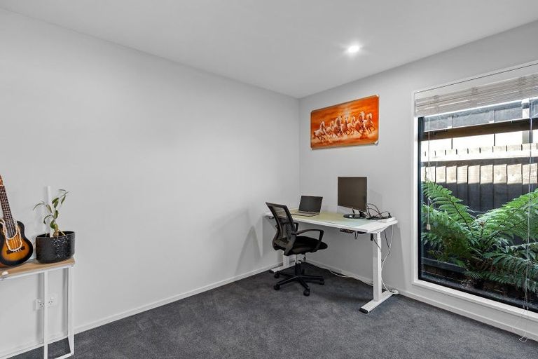 Photo of property in 10 Lazarus Lane, Halswell, Christchurch, 8025
