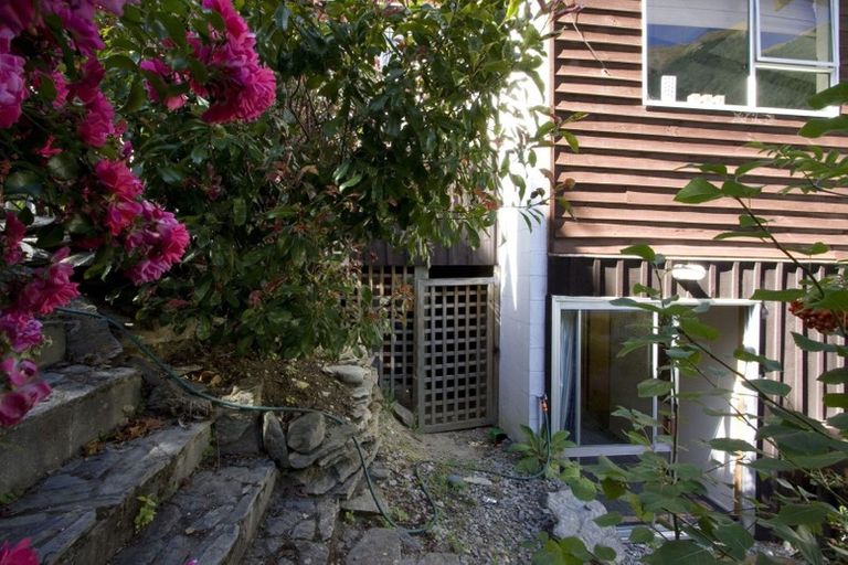 Photo of property in 255b Fernhill Road, Sunshine Bay, Queenstown, 9300