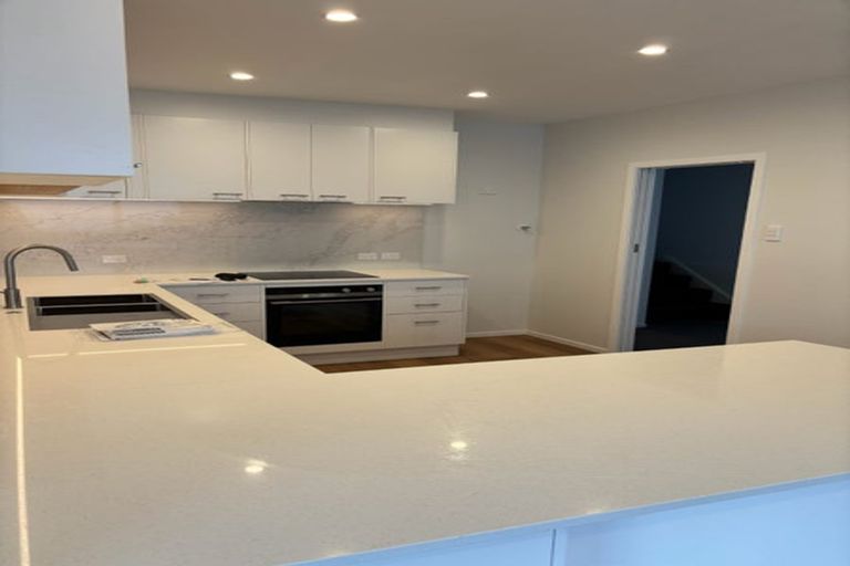 Photo of property in 12 Eskdale Road, Papakowhai, Porirua, 5024