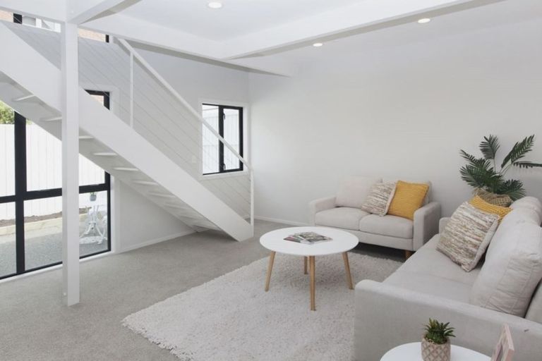 Photo of property in 4/140 Office Road, Merivale, Christchurch, 8014