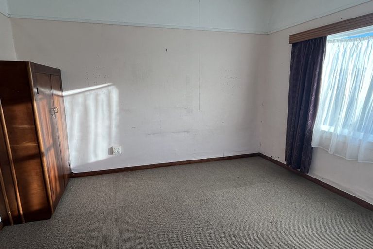 Photo of property in 2 Coley Street, Foxton, 4814