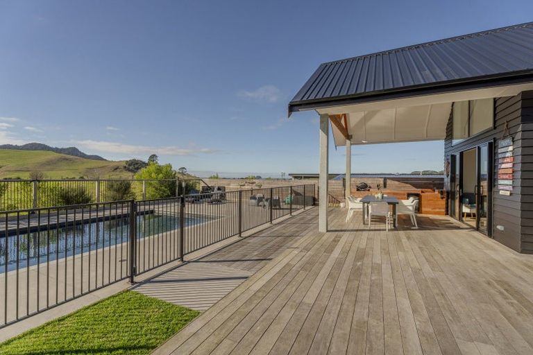 Photo of property in 6 Tohetea Lane, Wharekaho, Whitianga, 3510