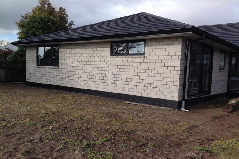 Photo of property in 11 Whitby Avenue, Whitianga, 3510