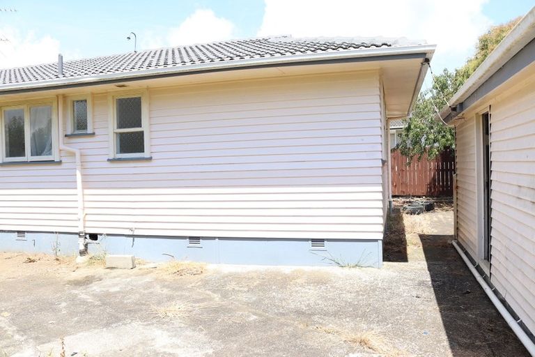 Photo of property in 87 Beeston Crescent, Manurewa, Auckland, 2102