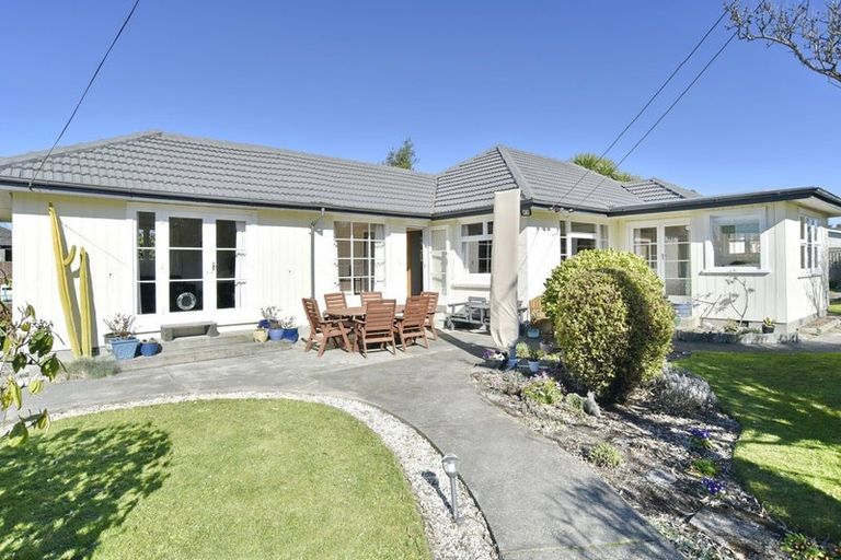 Photo of property in 91 Vagues Road, Northcote, Christchurch, 8052
