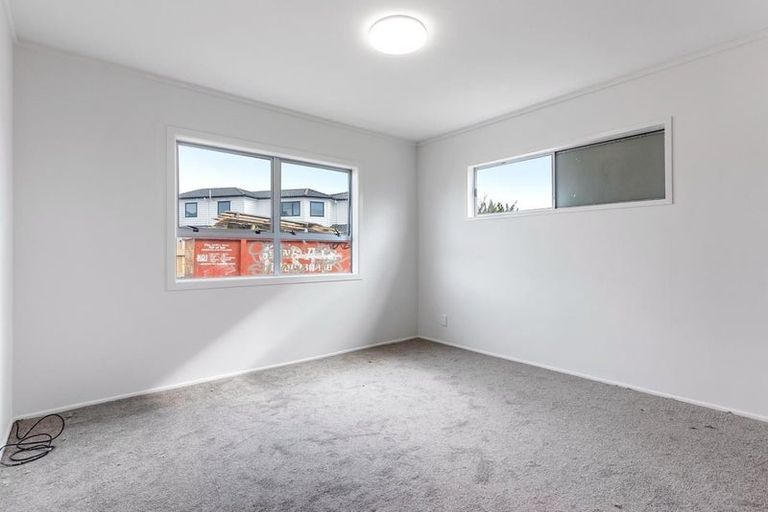 Photo of property in 32 Idlewild Avenue, Mangere, Auckland, 2022