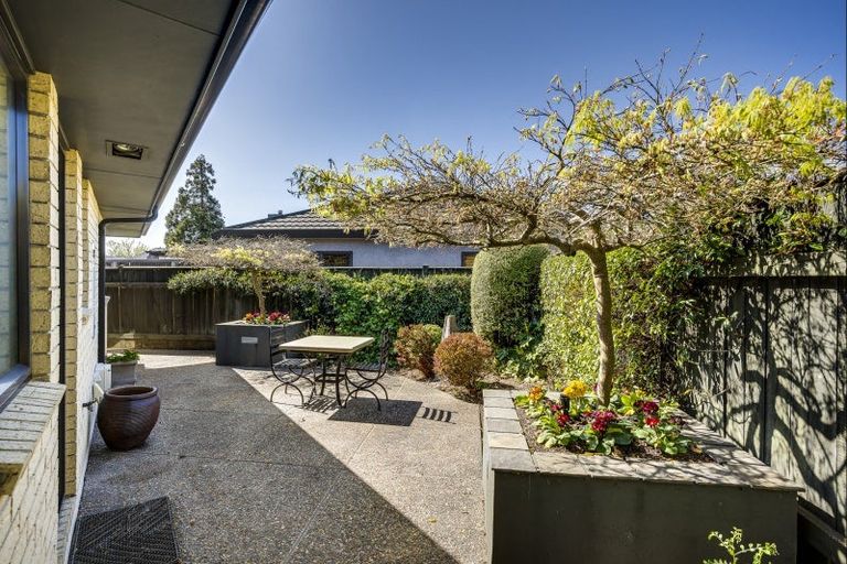 Photo of property in 8 Saint Hill Lane, Havelock North, 4130