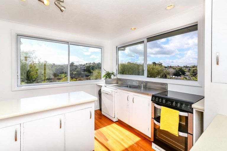Photo of property in 89 Frankley Road, Frankleigh Park, New Plymouth, 4310