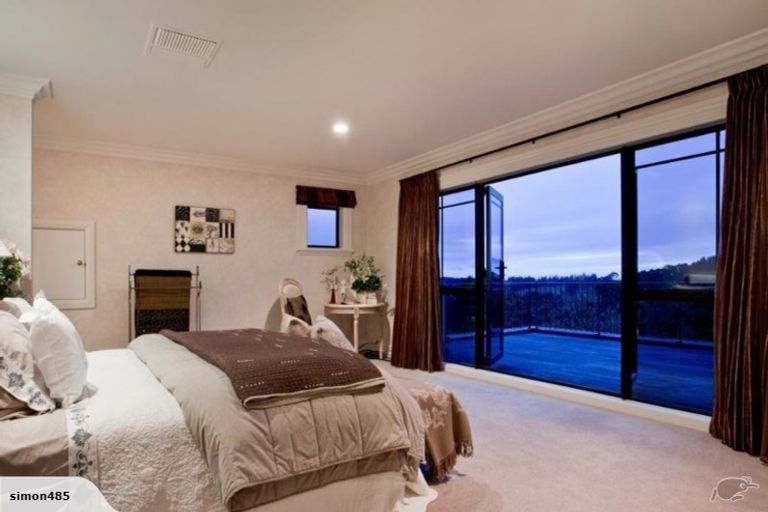 Photo of property in 10 John Brian Drive, Redvale, Albany, 0794