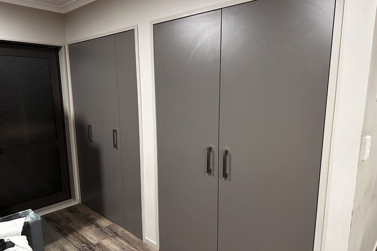 Photo of property in 21 Benton Place, Manurewa, Auckland, 2102