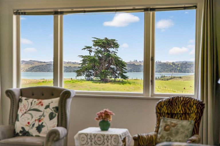 Photo of property in 65b Otara Road, Kaiwaka, 0573