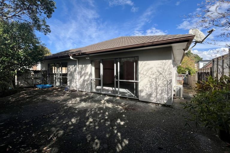 Photo of property in 18a Cosy Place, Howick, Auckland, 2014
