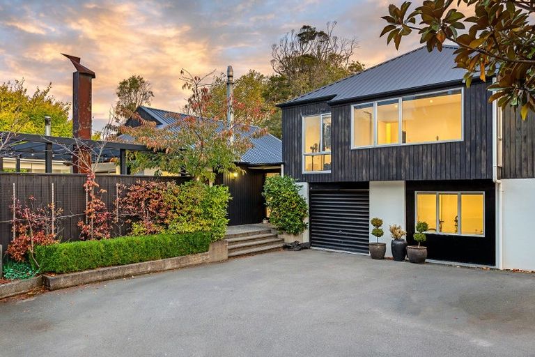 Photo of property in 1/10 Chevron Place, Ilam, Christchurch, 8041